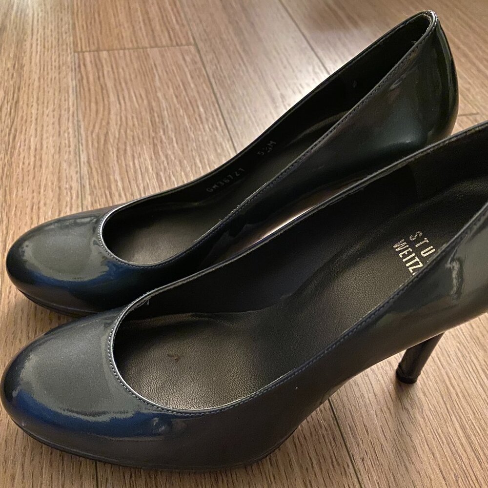 Stuart Weitzman Midnight Blue Patent Leather Pumps
